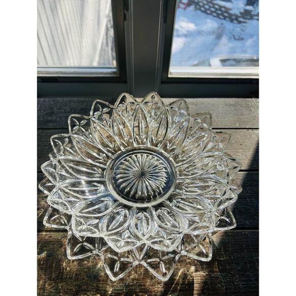 Vintage Federal Glass Petal Pattern Clear Glass Serving Bowl & Platter Flower - Picture 15 of 16